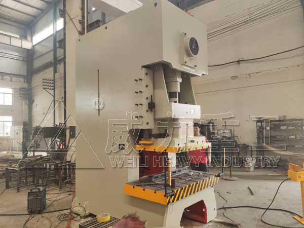 JH21-160噸氣動沖床